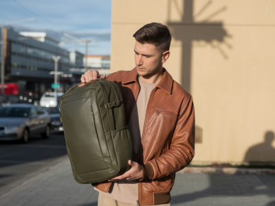 how to choose a travel backpack that fits your style and your itinerary